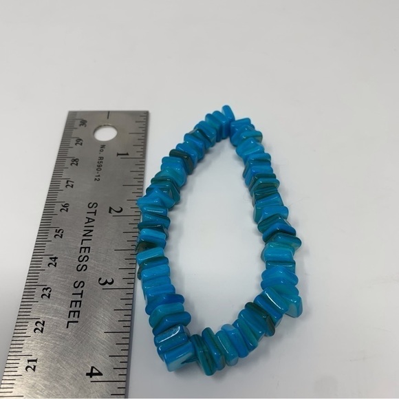 Blue Ocean Puka Shell Bracelet - Picture 2 of 4